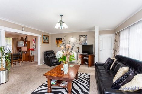 Photo of property in 11 Straven Road, Riccarton, Christchurch, 8011