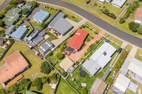 Photo of property in 17 Dundas Street, Whitianga, 3510