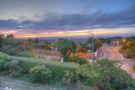 Photo of property in 193 Dyers Pass Road, Cashmere, Christchurch, 8022