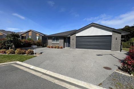 Photo of property in 11 Tide Lane, Whitby, Porirua, 5024