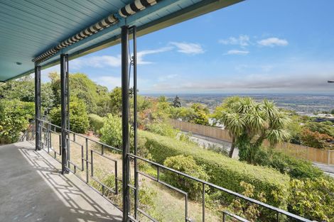 Photo of property in 193 Dyers Pass Road, Cashmere, Christchurch, 8022