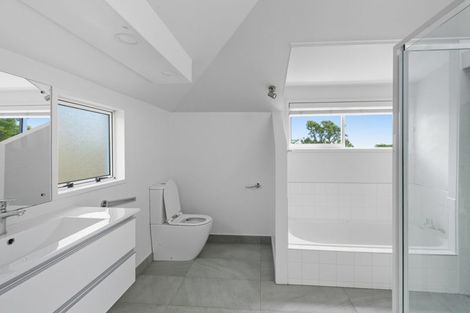 Photo of property in 9b Kinsey Terrace, Clifton, Christchurch, 8081