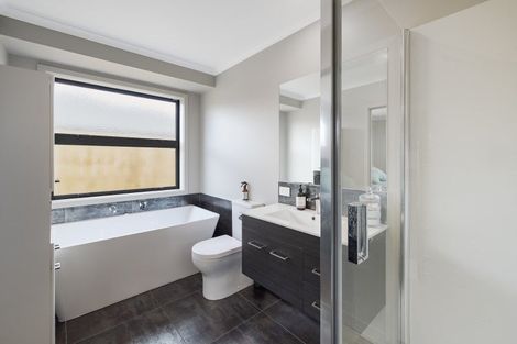 Photo of property in 111 Union Drive, Papamoa, 3118