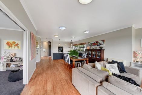 Photo of property in 16 Highfield Grove, Richmond, 7020