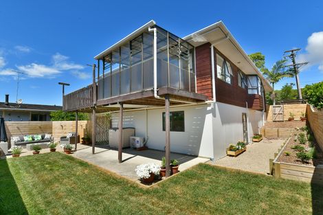 Photo of property in 360a Whangaparaoa Road, Stanmore Bay, Whangaparaoa, 0932