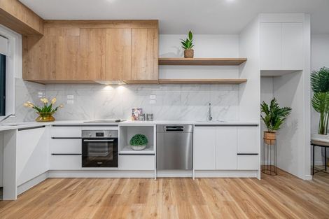 Photo of property in 5/29 Tudor Road, Henderson, Auckland, 0610