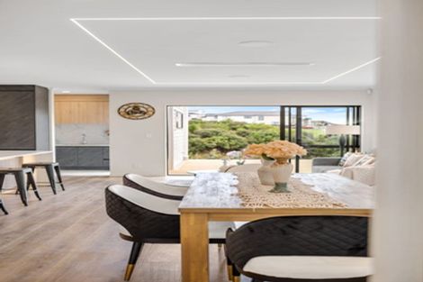 Photo of property in 24 Ballyalton Crescent, Flat Bush, 2019