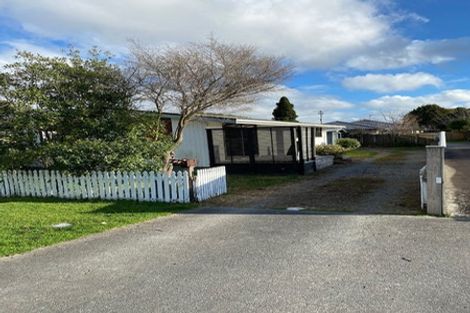 Photo of property in 308b Te Moana Road, Waikanae, 5036