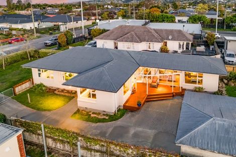 Photo of property in 92 Hoon Hay Road, Hoon Hay, Christchurch, 8025