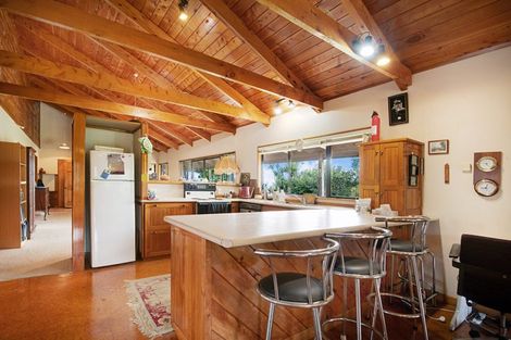 Photo of property in 83 Pipitiwai Drive, Helensville, Kaukapakapa, 0871