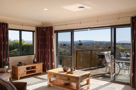 Photo of property in 15 Rowesdale Drive, Ohauiti, Tauranga, 3112