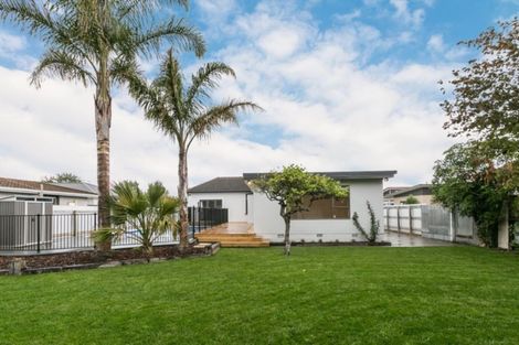 Photo of property in 3 Anzac Avenue, Onekawa, Napier, 4110