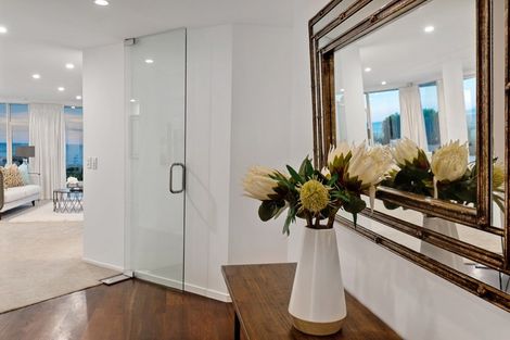 Photo of property in 1/31 Craig Road, Milford, Auckland, 0620