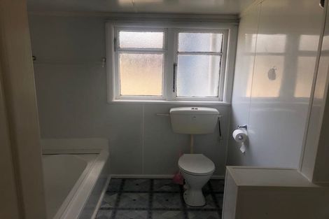 Photo of property in 37 Mcparland Street, Ebdentown, Upper Hutt, 5018