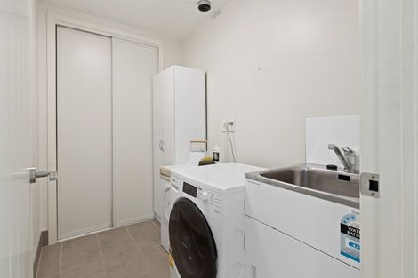 Photo of property in 60 Eaves Bush Parade, Orewa, 0931