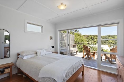 Photo of property in 2b Foster Avenue, Huia, Auckland, 0604