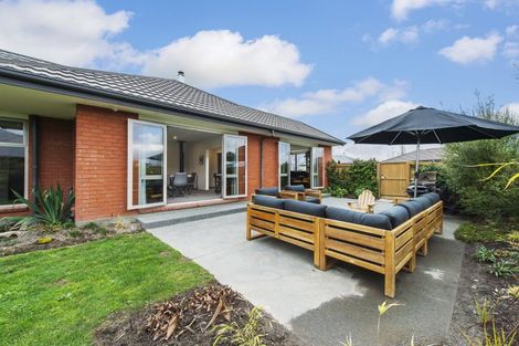 Photo of property in 6 Greenan Place, Doyleston, 7683