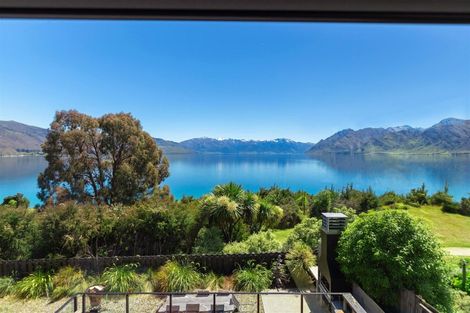 Photo of property in 216 Lakeview Terrace, Lake Hawea, Wanaka, 9382