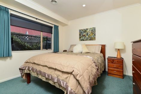 Photo of property in 76 Cairns Crescent, Rototuna, Hamilton, 3210