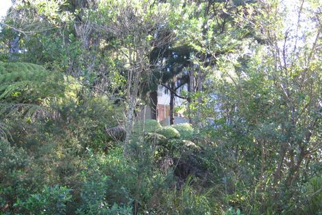 Photo of property in 209 Laingholm Drive, Laingholm, Auckland, 0604