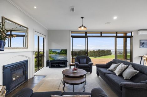 Photo of property in 11 Chestnut Lane, Papamoa, Te Puke, 3187