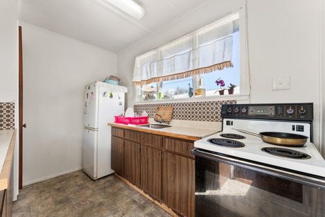 Photo of property in 1/22 Captain Scott Road, Glen Eden, Auckland, 0602