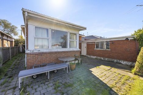 Photo of property in 201 Macandrew Road, South Dunedin, Dunedin, 9012
