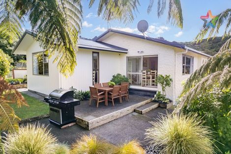 Photo of property in 13a Westpoint Avenue, Harbour View, Lower Hutt, 5010