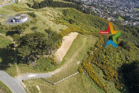 Photo of property in 201 Bing Lucas Drive, Tawa, Wellington, 5028