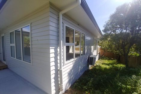 Photo of property in 13 Huia Street, Tawa, Wellington, 5028