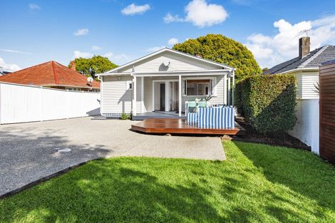 Photo of property in 25 Lambeth Road, Mount Eden, Auckland, 1041