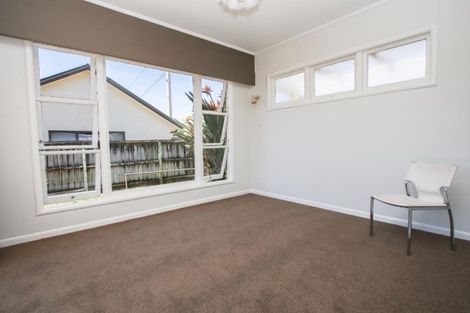 Photo of property in 64 Galloway Street, Hamilton East, Hamilton, 3216