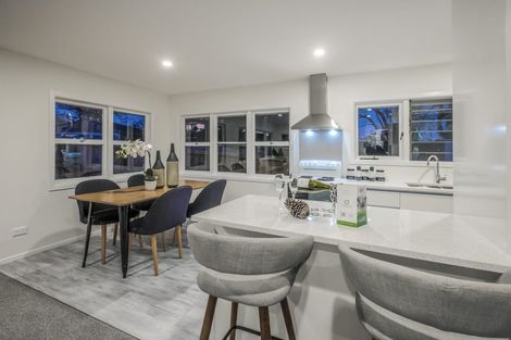 Photo of property in 47 Grande Vue Road, Hillpark, Auckland, 2102