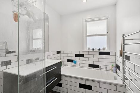 Photo of property in 29 Robertson Street, Frankton, Queenstown, 9300