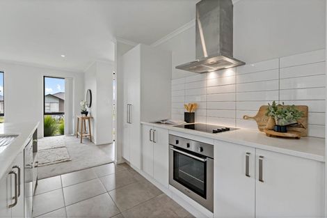 Photo of property in 17 Olivia Road, Pukekohe, 2120