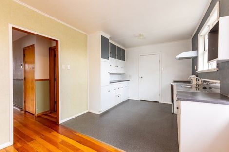 Photo of property in 80 Mclean Street, Woodville, 4920