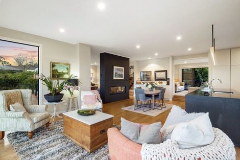 Photo of property in 25a Pohutukawa Avenue, Shelly Park, Auckland, 2014