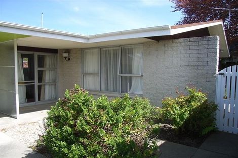 Photo of property in 2/191 Waimairi Road, Ilam, Christchurch, 8041