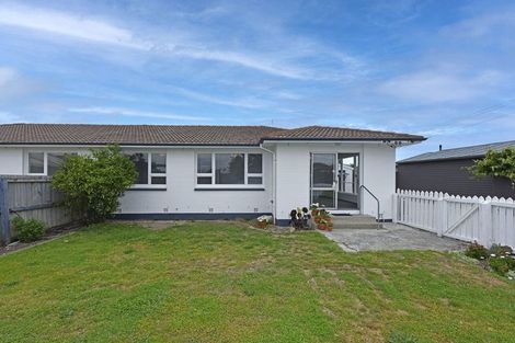 Photo of property in 1/69 Shortland Street, Wainoni, Christchurch, 8061