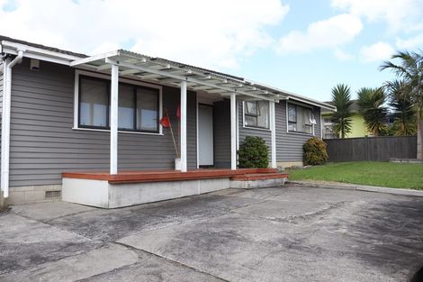Photo of property in 34 Dissmeyer Drive, Clover Park, Auckland, 2019
