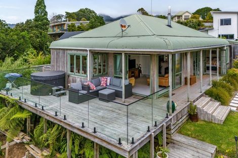 Photo of property in 1185b South Road, Oakura, 4314