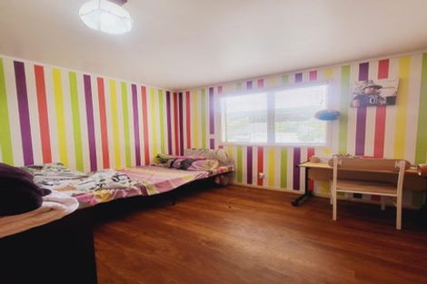 Photo of property in 14 Waimana Road, Conifer Grove, Takanini, 2112