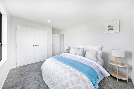 Photo of property in 63 Mcindoe Road, Kumeu, 0810