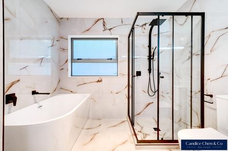 Photo of property in 74b Awaroa Road, Sunnyvale, Auckland, 0612