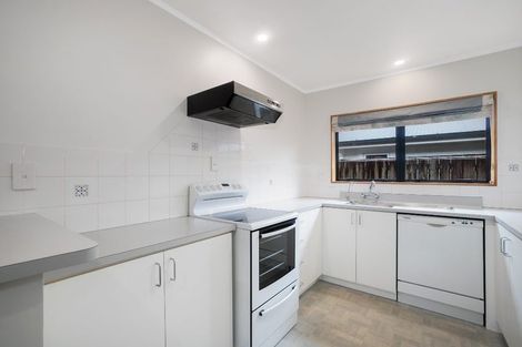 Photo of property in 17a Alberta Street, Point Chevalier, Auckland, 1022