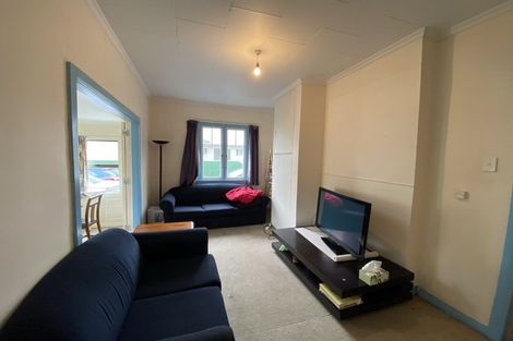 Photo of property in 10 Marne Street, Hokowhitu, Palmerston North, 4410