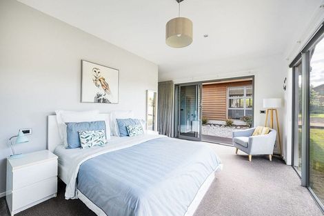 Photo of property in 12 Pendeen Crescent, Jacks Point, Queenstown, 9371