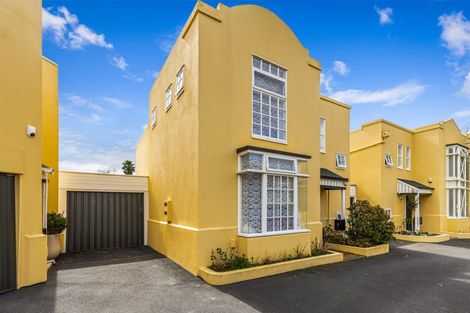 Photo of property in Grace Square, 81j Vermont Street, Ponsonby, Auckland, 1011