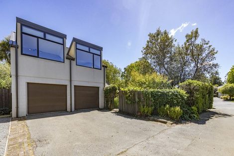 Photo of property in 2 Holmcroft Court, Cracroft, Christchurch, 8022