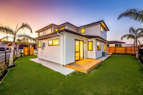 Photo of property in 4 Ahorangi Road, Silverdale, 0932